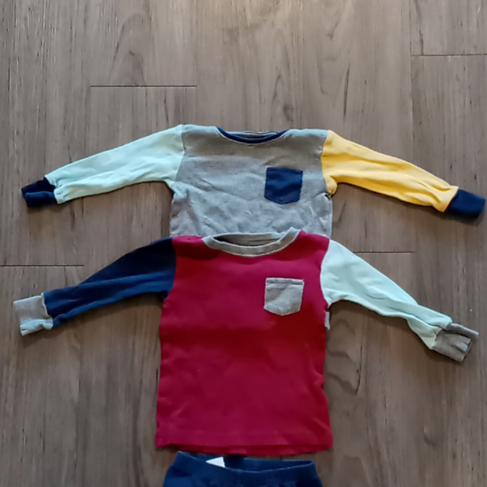 Carter's 12 month pjs